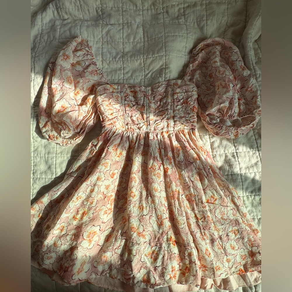 Pink Floral Mini Dress with Puffed Sleeves